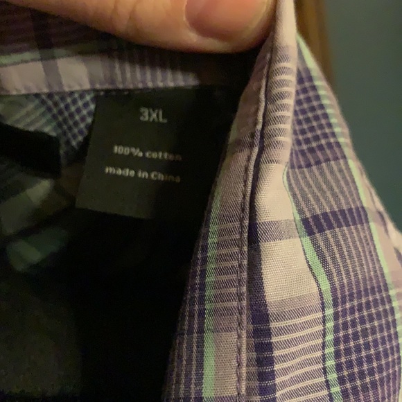 Men’s Sean John “Tailored Fit” Button Down - Picture 7 of 7